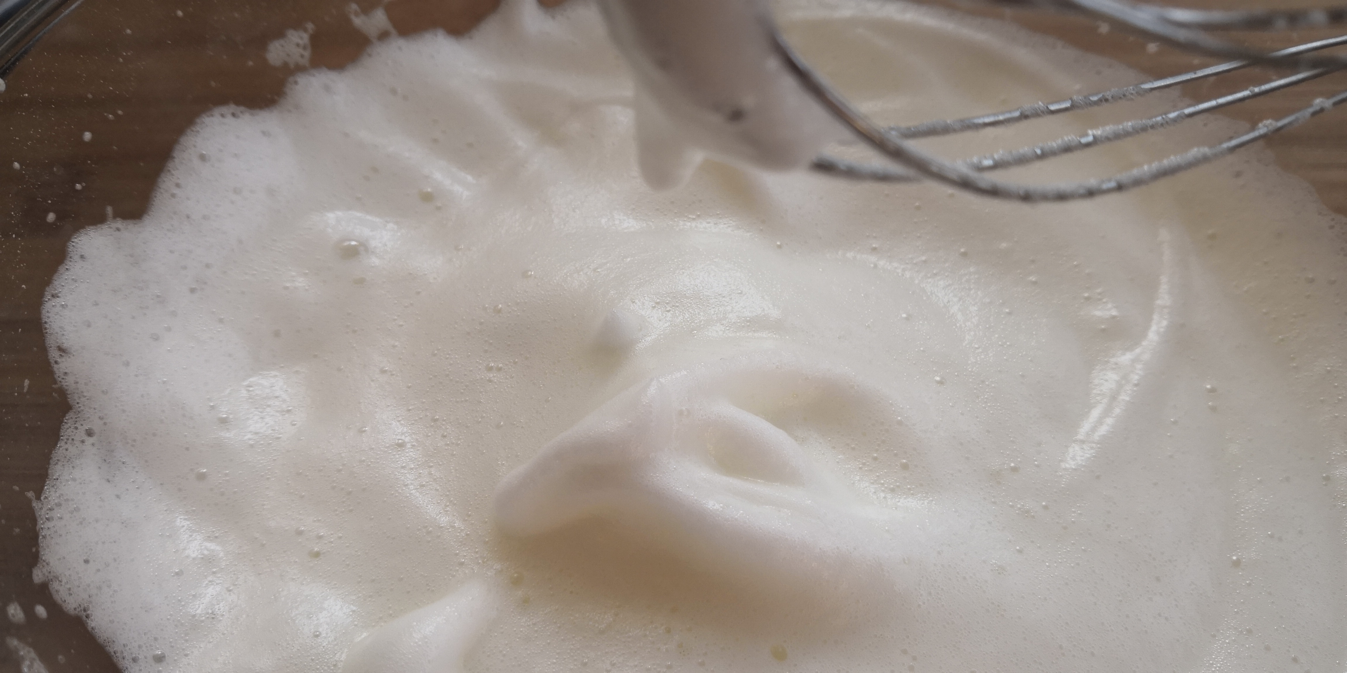 入口即化的蛋糕你们喜欢吗,入口即化不腻的蛋糕叫什么