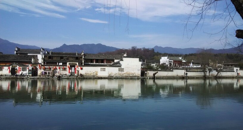 宏村张公馆：唯一能看到全村景色的民宿，住进明清300年的时光里