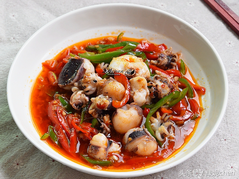 厨师爆炒墨鱼仔怎样做才好吃,除了爆炒墨鱼仔还有其他做法么