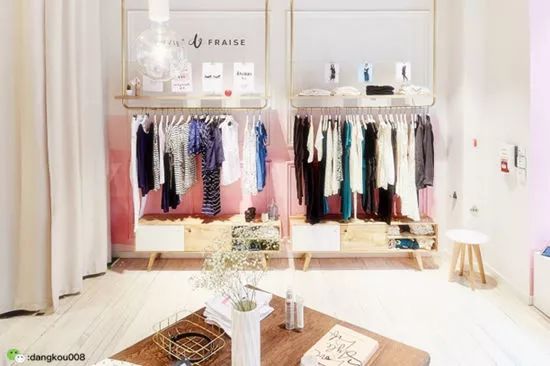 零售服装店的陈列技巧和方法,服装店如何陈列更吸引顾客