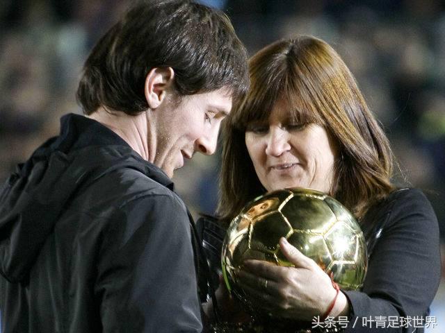 巴萨公布22位“神秘巨星”！球迷点赞：致敬最伟大的人