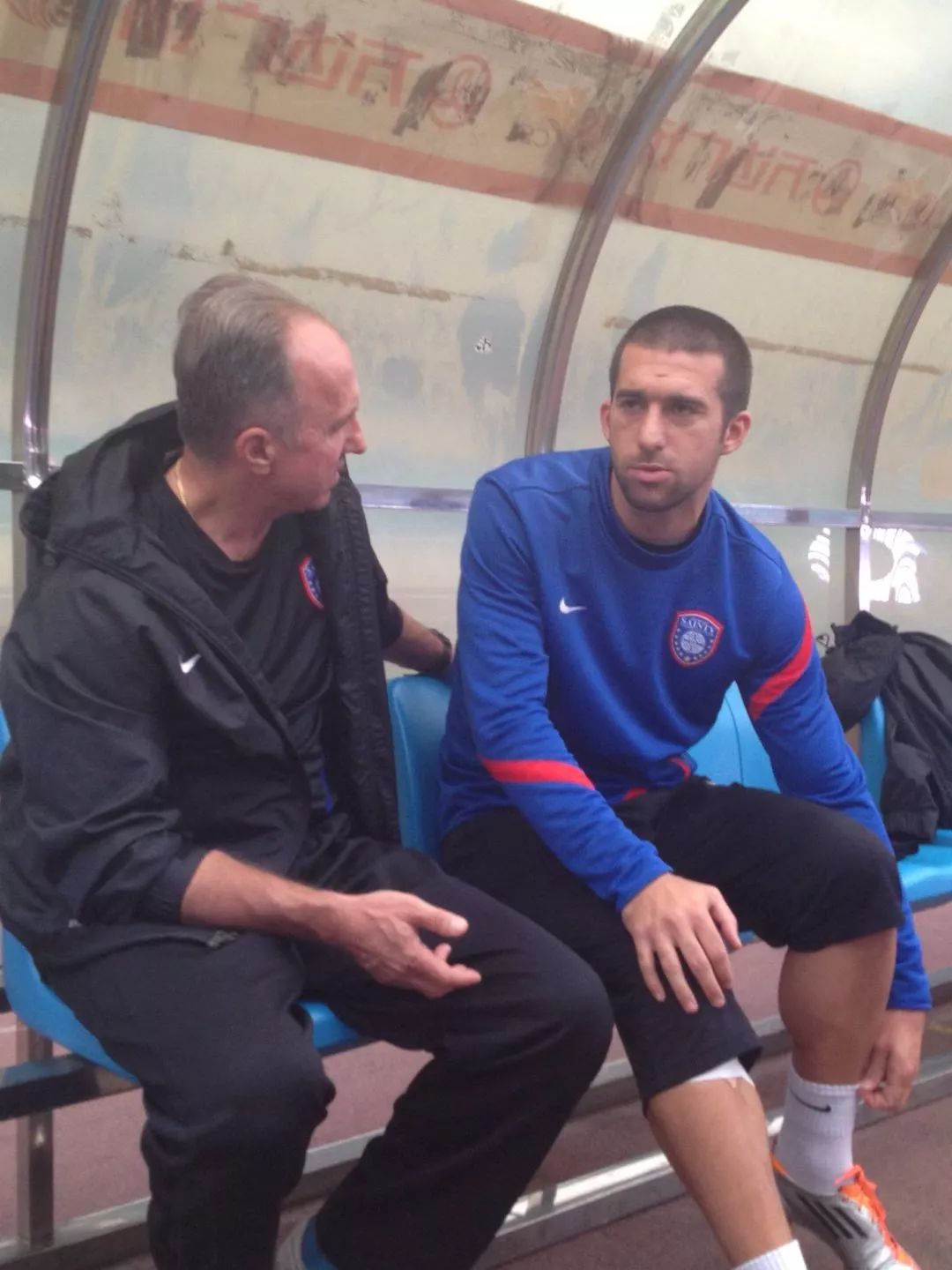 4-0保级生死战苏宁,江苏苏宁赢球