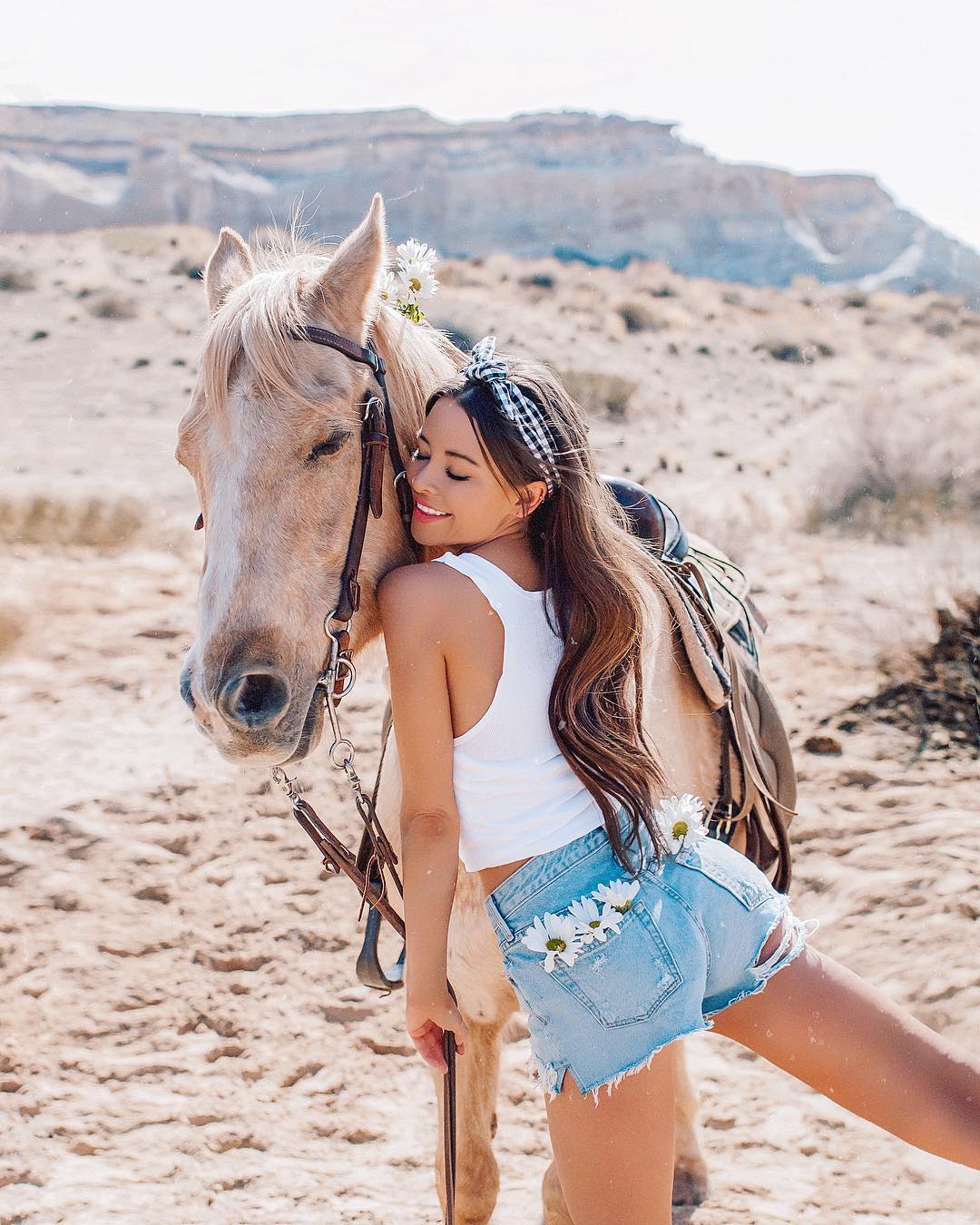 各种身材女性打底裤搭配,美式超短裤怎么搭配上衣女