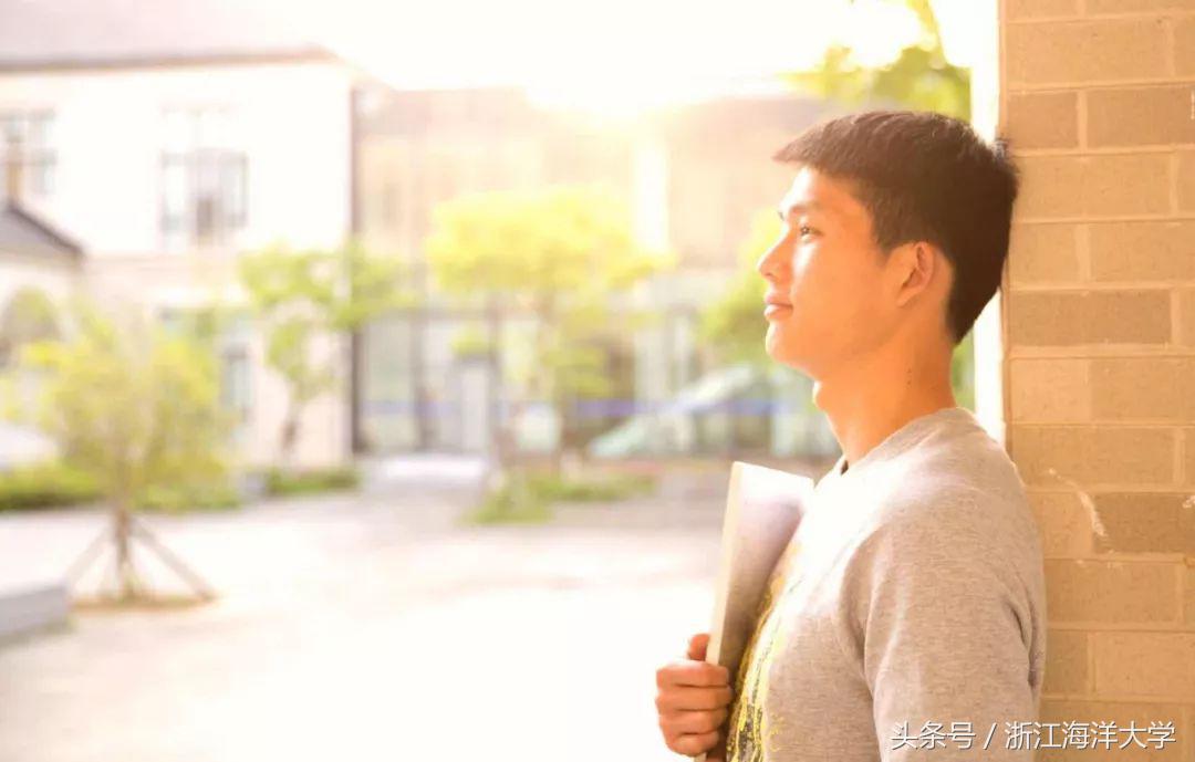 瀛︽福閫嗚娴欏ぇ鐢风敓鍙戣〃25绡噑ci,鎷夸簡鍏ㄥ浗澶у鐢熻嫳璇珵璧涗竴绛夊