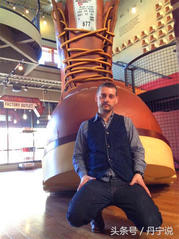 高帮英伦风ins工装靴,红翼877和875哪个好