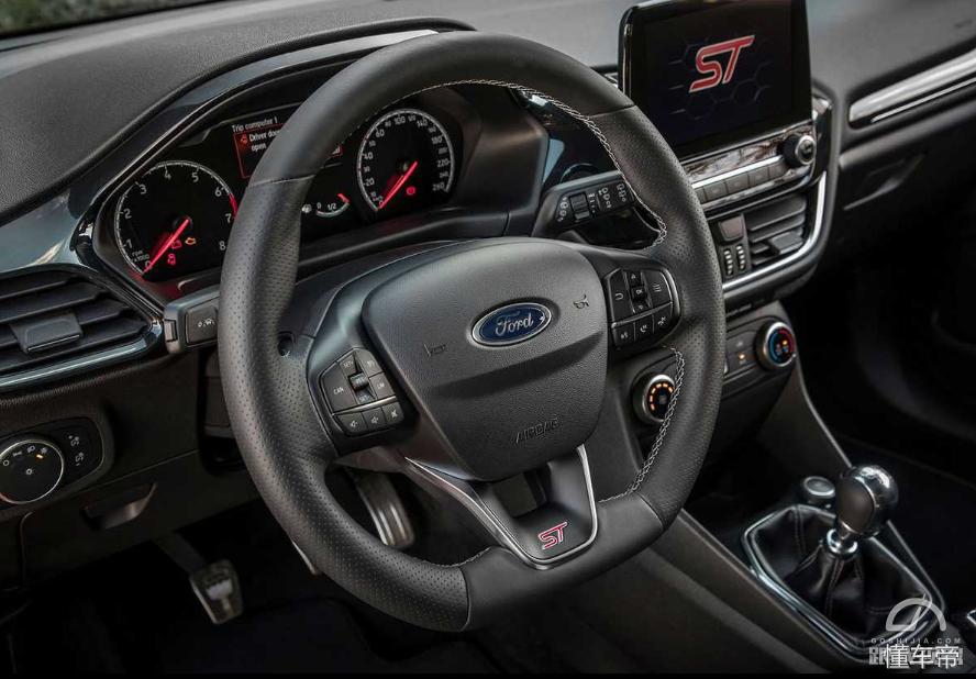小钢炮福特新嘉年华,福特嘉年华st试驾