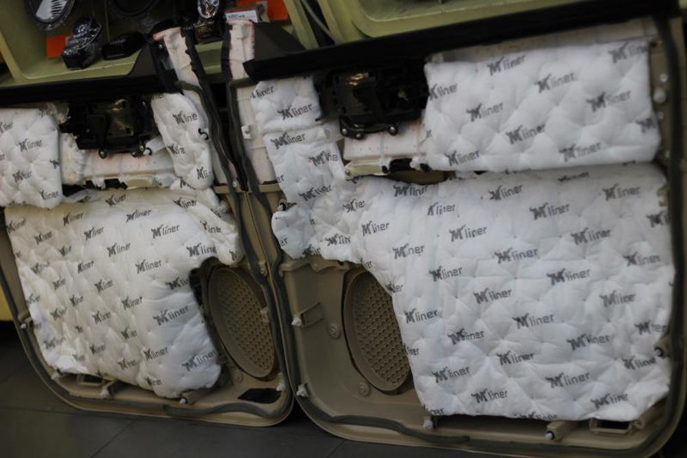 丰田陆巡音响改装30万,丰田陆地巡洋舰音响效果怎么样