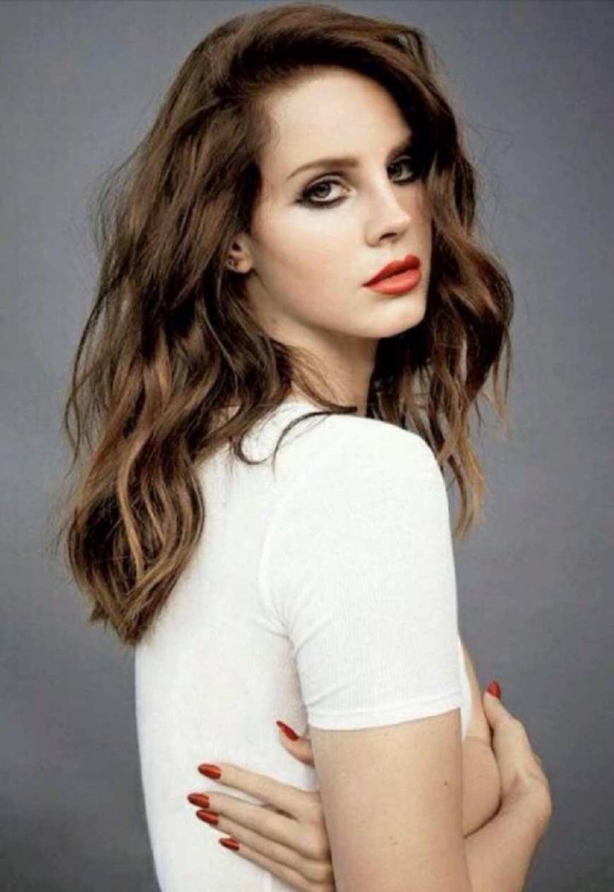 拉娜德雷打雷姐视频,拉娜打雷姐