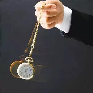 神奇的催眠术方法,神奇的催眠术小视频