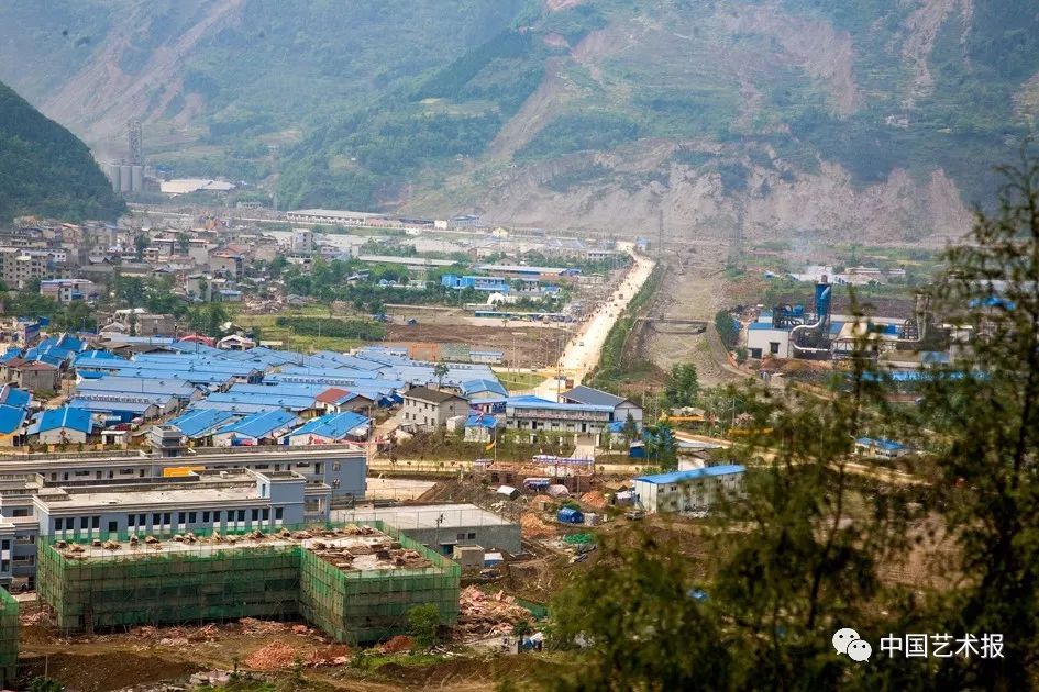 汶川大地震志愿者影集,汶川十年影像