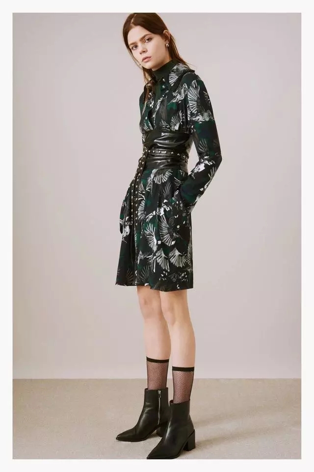 衣服腰带怎样才能又直又好,衣服太宽没有腰带怎么办