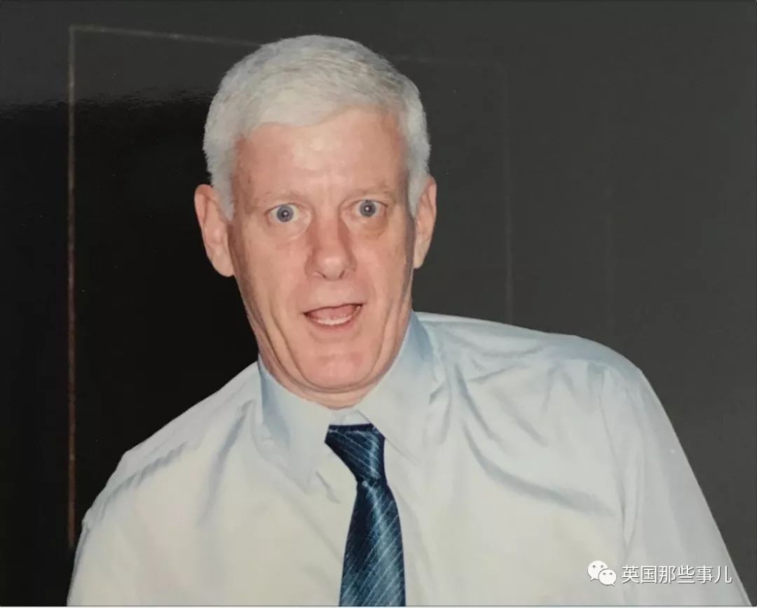 靠赌马赚了10亿美金，这个人最近终于浮出了水面……