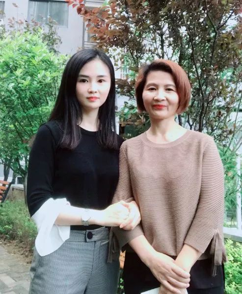 姣嶄翰鑺傜壒杈戞瀵熼櫌,姣嶄翰鑺傛瀵熼櫌鐗硅緫