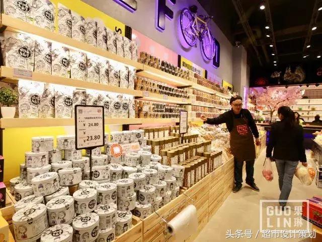 水果店水果陈列摆放销售技巧,20方长方形水果店铺陈列设计