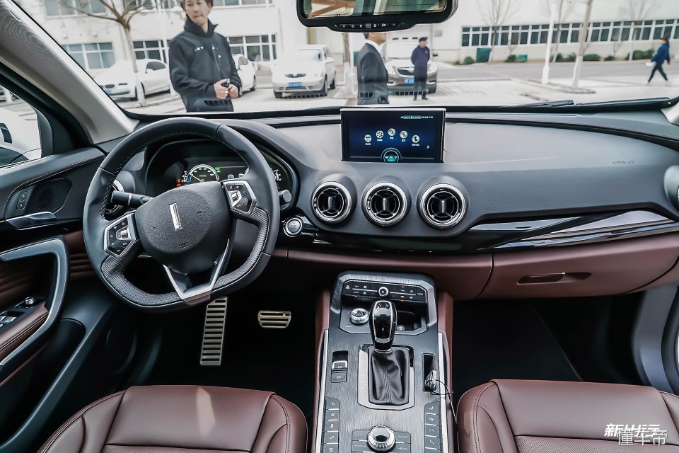 非正式会谈中国汽车,领克01和p8的区别