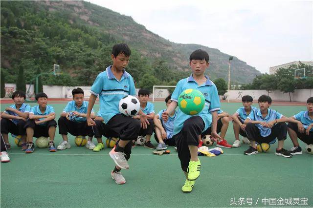 河南灵宝故县一中：足球文化节学生享盛宴