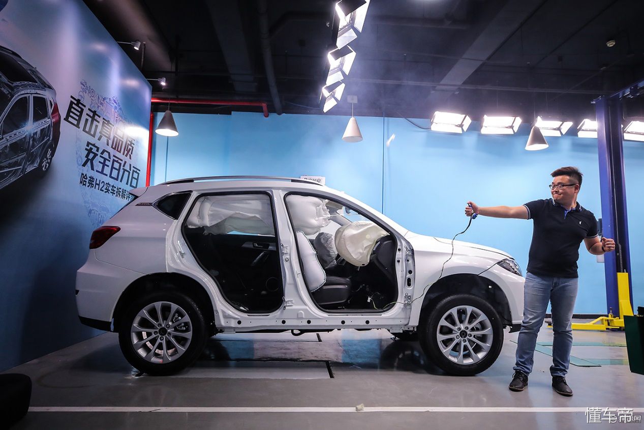 哈弗h2性能测试视频,哈弗h2怎么样优缺点