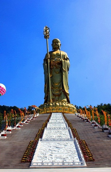 九华山地藏王菩萨99米圣像,九华山地藏王菩萨99米铜像视频