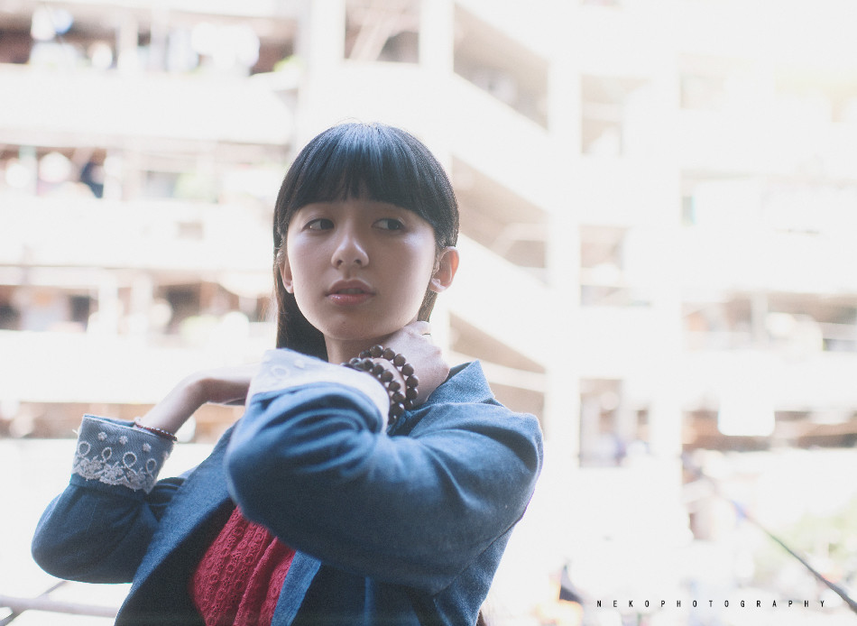 你要是不玩英雄联盟，咱们以后朋友都没得做