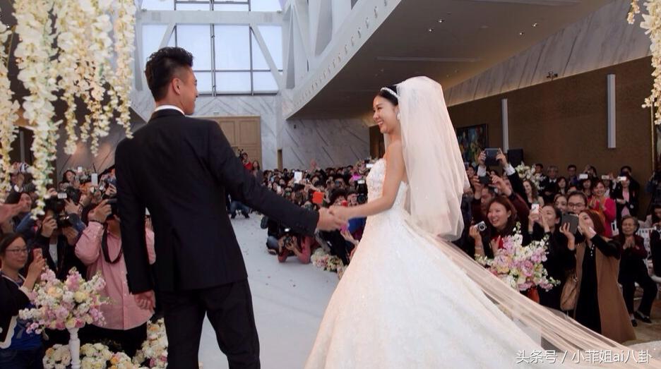 王雷李小萌恩爱夫妻日常生活,李小萌王雷夫妻视频片段