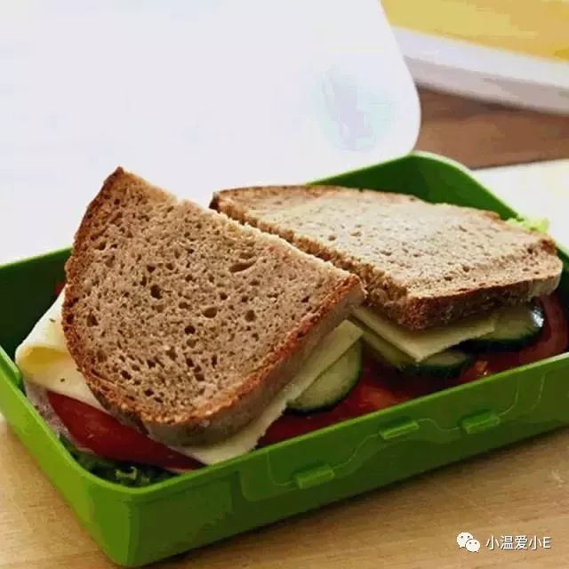 宝宝水壶推荐1-3岁夏天简单,夏天水壶推荐学生高颜值