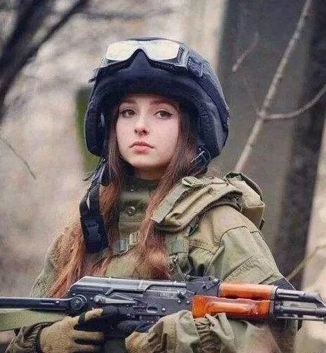 战场上女兵有什么作用,战场遇到女兵怎么处置