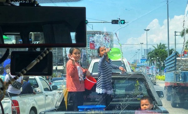 2024泰国泼水节攻略,2022年的泰国芭提雅泼水节