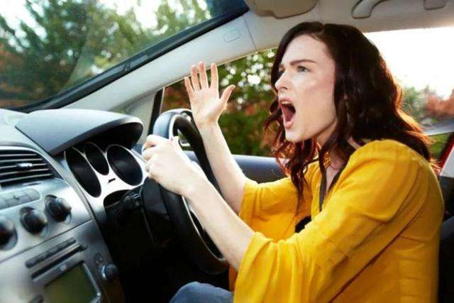 考驾照，女生最怕遇见这些个“破事”！你有过吗？