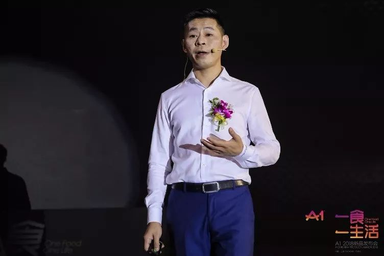 资本大佬和明星的晚会,资本大佬闪亮登场