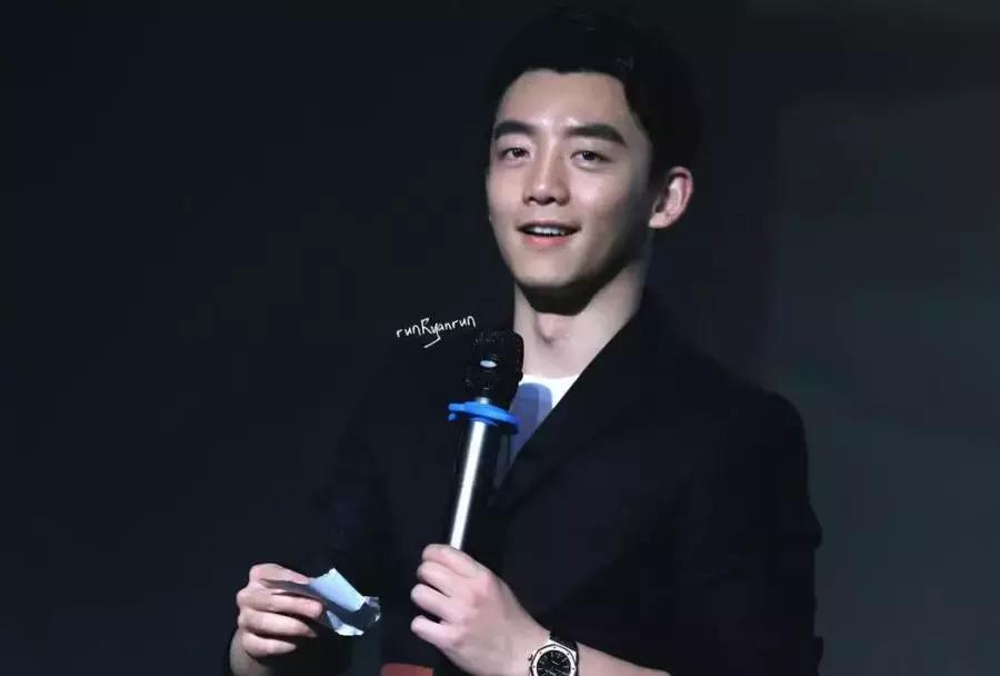 郑恺澄清与baby的关系,郑恺与谁在一起