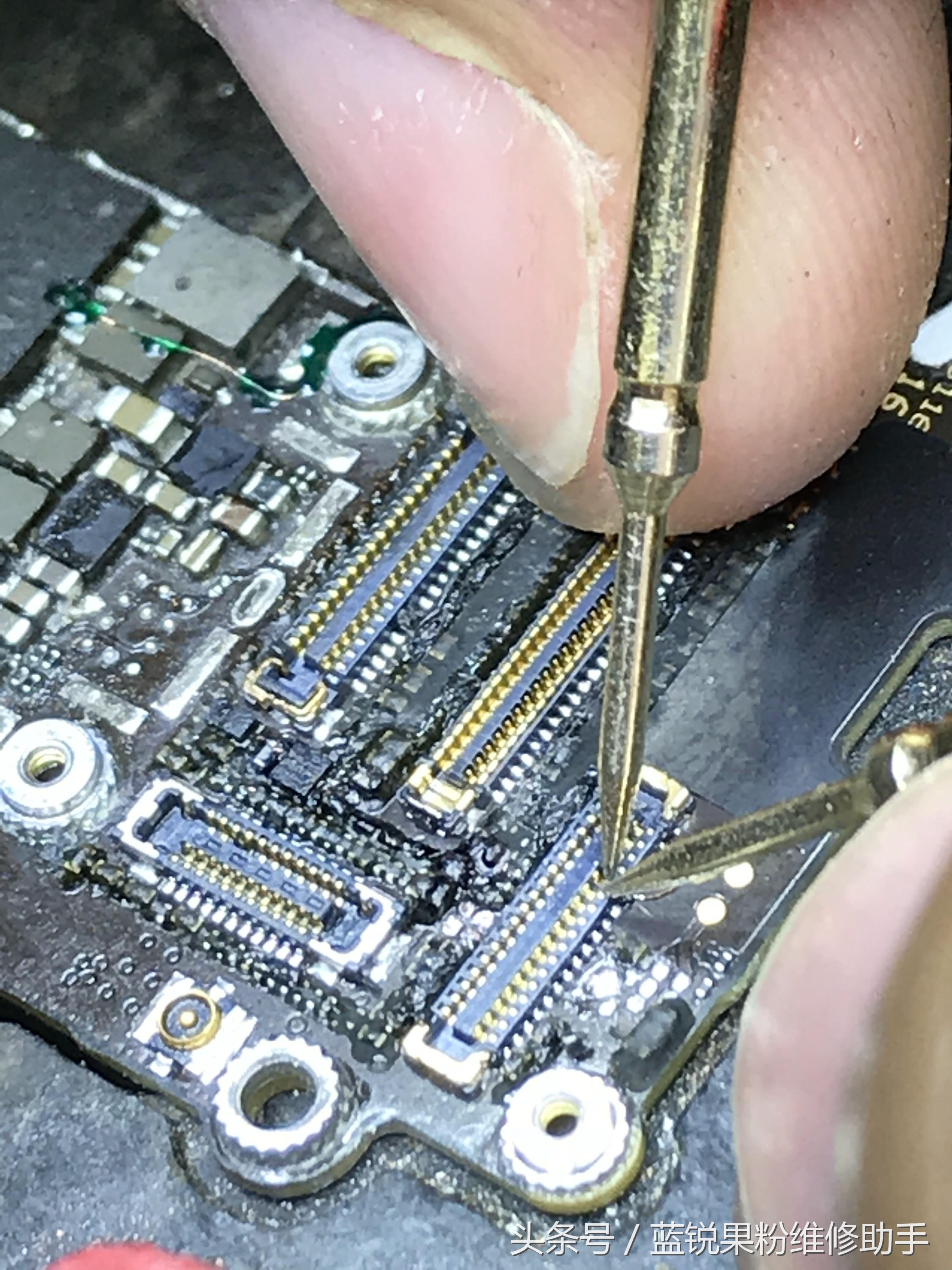 iPhone6Scpu故障导致不拍照的维修案例