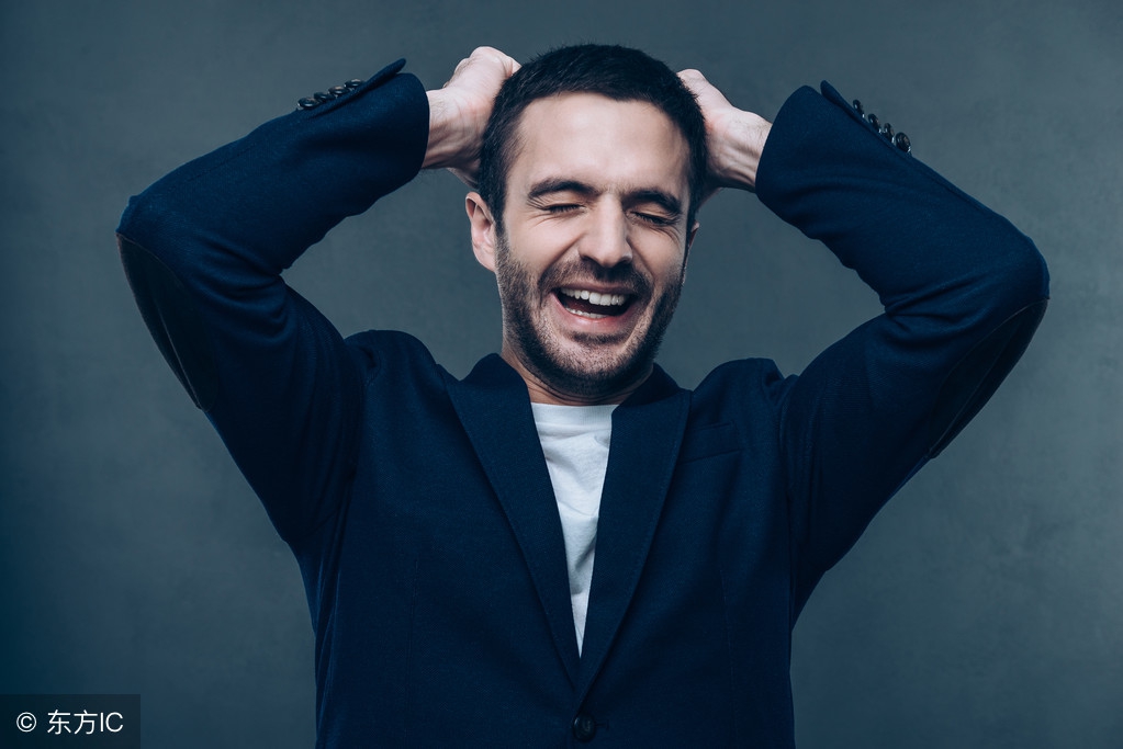 kdj和macd选股技巧,kdj配合macd交易准确率