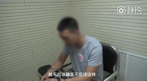 格斗男子街头打人,北京小伙街头搏击打人视频