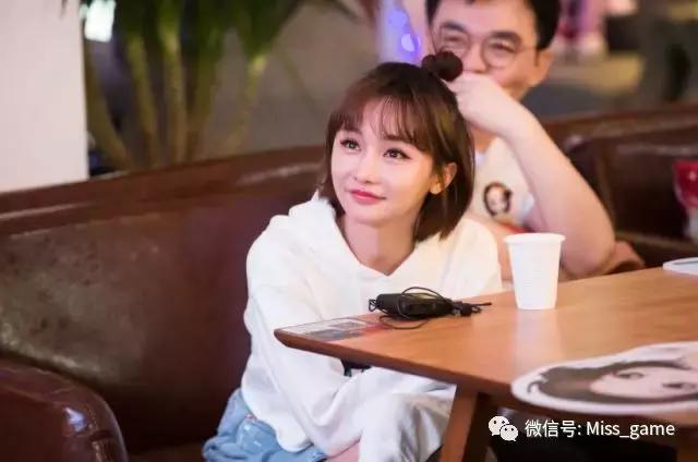 520与一大波男粉丝面基，不小心暴露自己最喜欢舔那个的特殊癖好