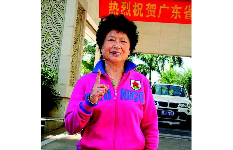 童年时父亲一句话点亮她有志人生路,为国赢首个女乒团体世界冠军