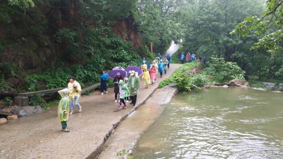 “有一种父爱，叫硬派”JFX驭胜试驾越野挑战赛