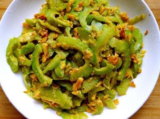 清热又祛暑的苦瓜家常做法,天热要多吃苦瓜教你新吃法