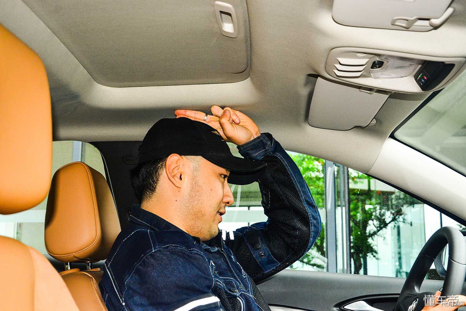 1.3l三缸别克凯越试车,别克凯越外观老款改新款