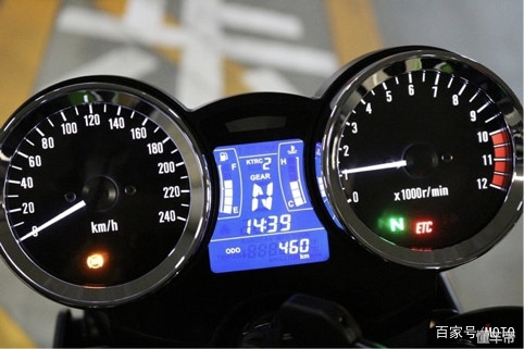 雅马哈xsr900对比川崎z900rs,雅马哈xsr900日本