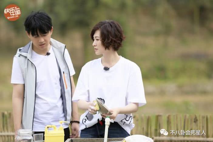 关晓彤鞠婧祎长得矮,黑眼圈眼袋关晓彤