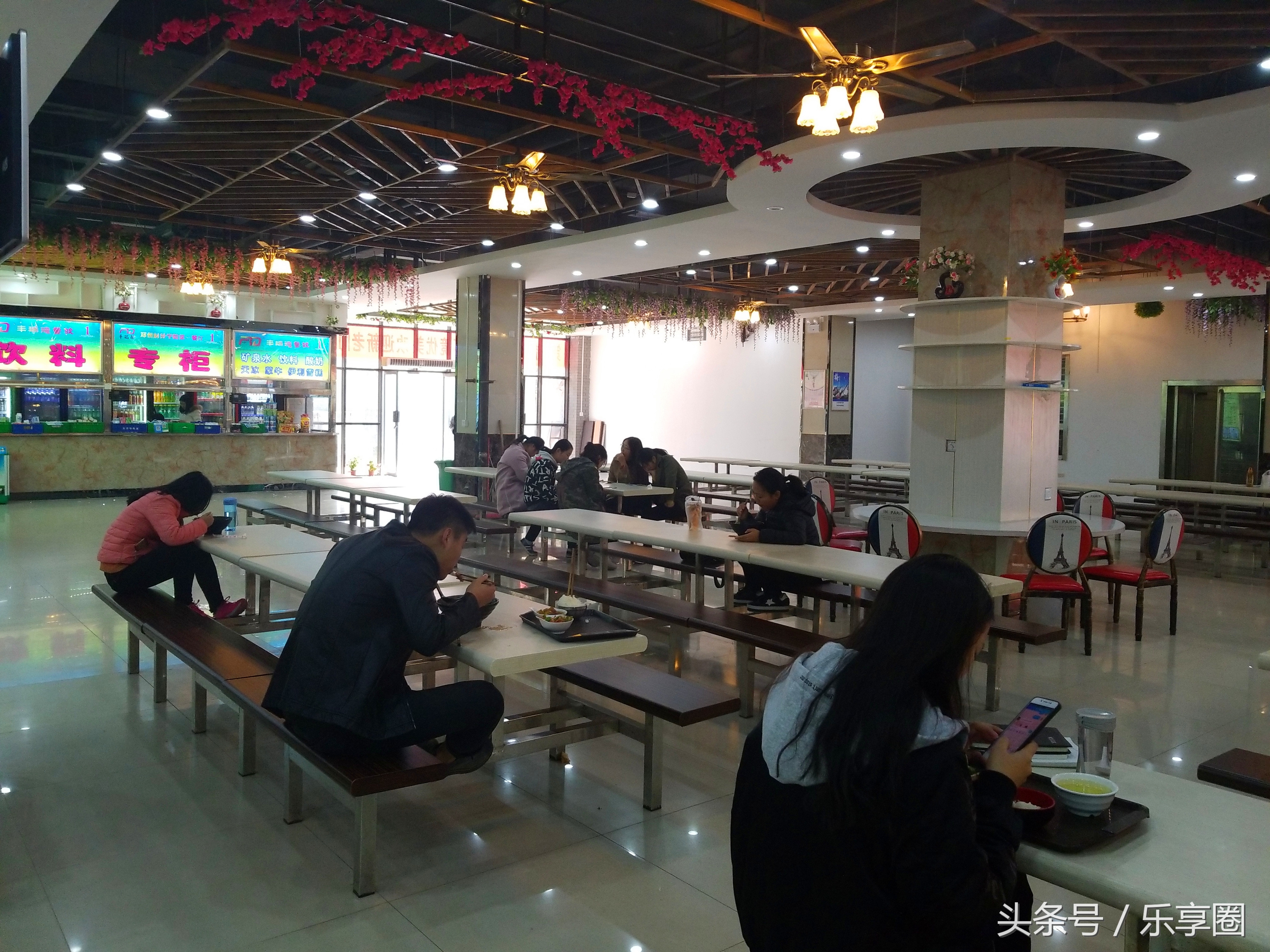 郑州在抖音上火的地方,抖音上的郑州大学是真的吗