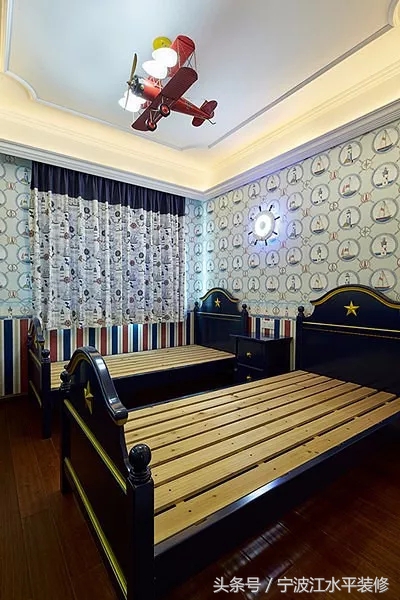 儿童两层床怎么选,两个孩子双人床怎么选