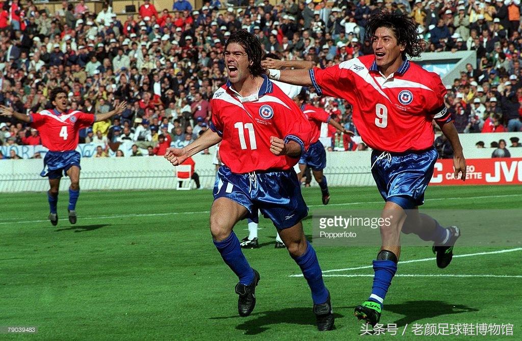 02年世界杯足球鞋回顾,世界杯最火前十的足球鞋