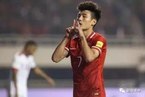 武磊vs梅西c罗内马尔姆巴佩,武磊50wvs内马尔2000w对比