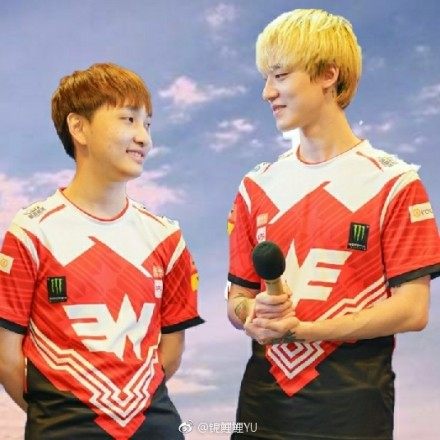 we中单和兮夜,we中单兮夜状态低迷