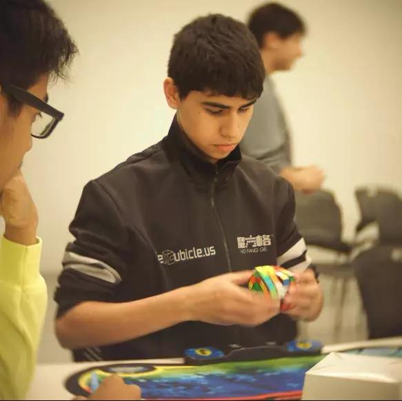 四阶魔方七步还原法,金字塔魔方还原教程