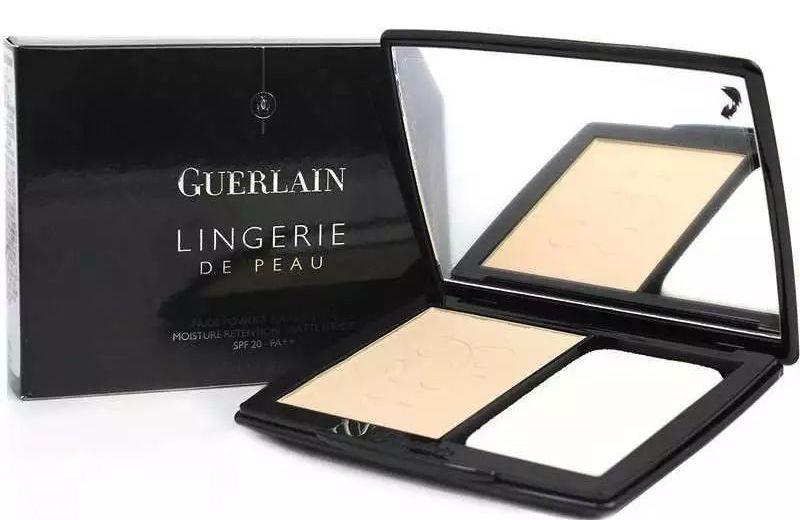 夏季补水保湿好用的化妆品 (夏季游泳防水化妆品推荐)