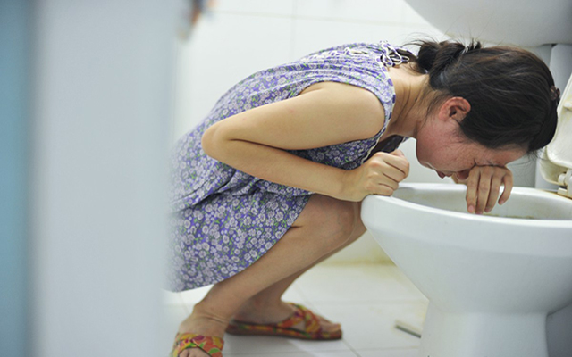 你孕吐反应严重吗怎么缓解的呢,为什么一整个孕期都有孕吐