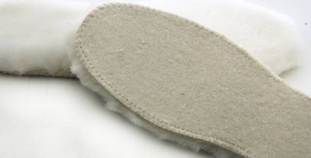 下雨天鞋子容易湿怎么处理就干了,下雨天鞋子湿了怎么除臭