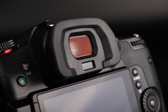 无反相机视频最强产品之一，松下GH5S详细评测